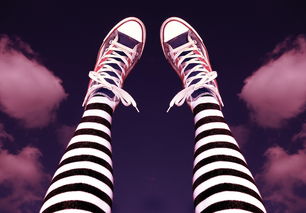 开云体育平台APP-英超运动医学对高强度比赛疲劳恢复的干预效果，英超的身体对抗